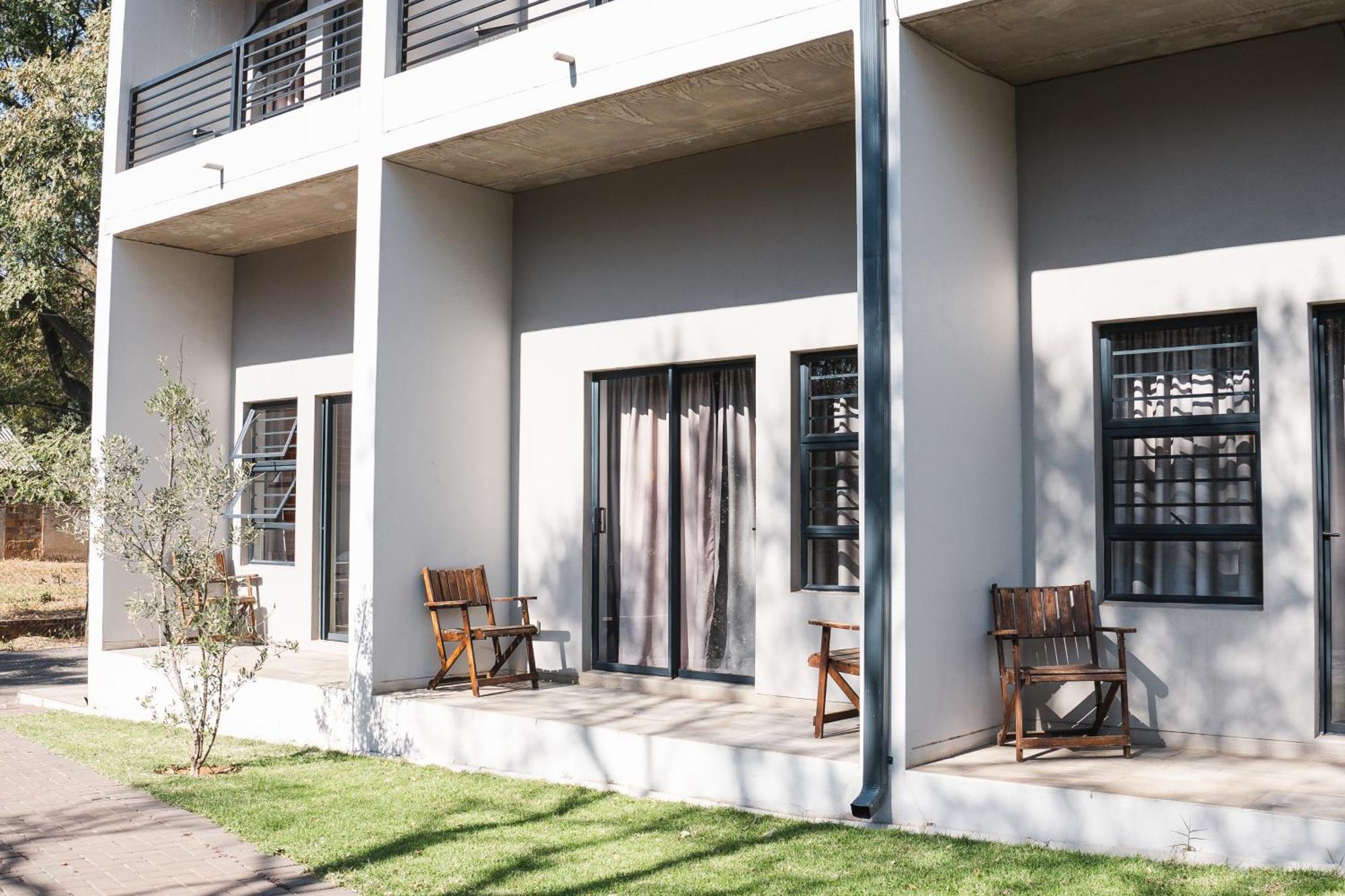 The Wild Peach - Menlyn Hotel Pretoria Bagian luar foto