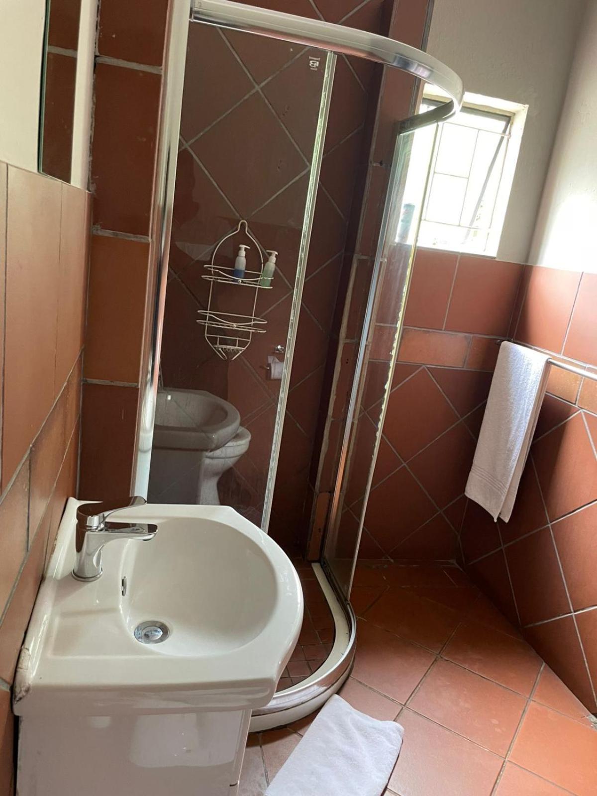The Wild Peach - Menlyn Hotel Pretoria Bagian luar foto