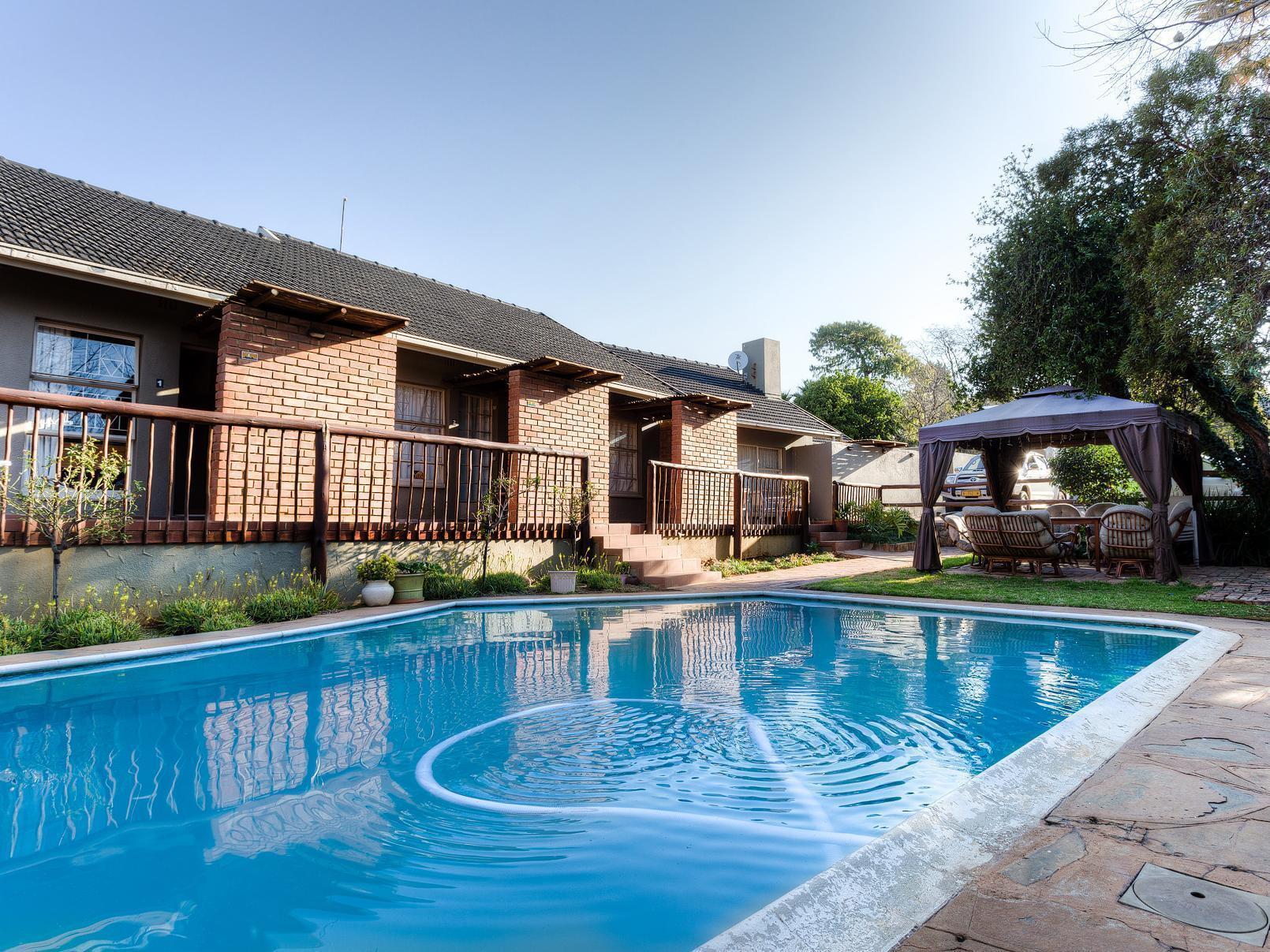 The Wild Peach - Menlyn Hotel Pretoria Bagian luar foto