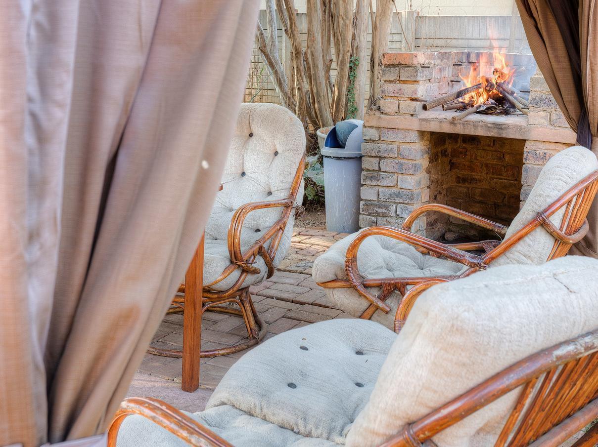 The Wild Peach - Menlyn Hotel Pretoria Bagian luar foto